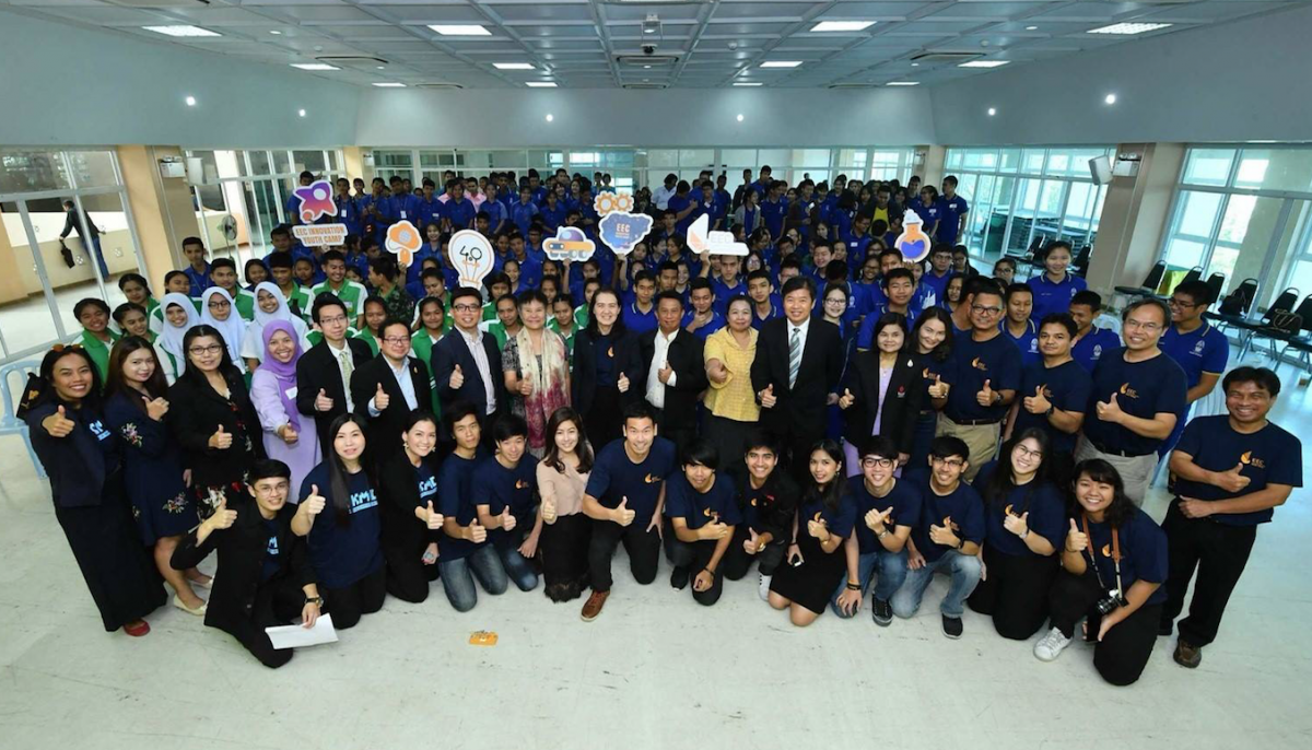 พิธีเปิดค่ายวิทยาศาสตร์และเทคโนโลยีที่เกี่ยวข้องกับอุตสาหกรรมใหม่ (EEC Innovation Youth Camp) พิธีเปิดค่ายวิทยาศาสตร์และเทคโนโลยีที่เกี่ยวข้องกับอุตสาหกรรมใหม่ (EEC Innovation Youth Camp)